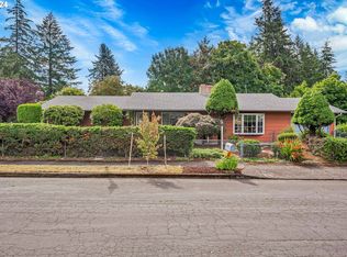 15300 NE Couch Ct, Portland, OR 97230