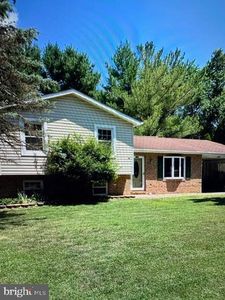 7246 Pommel Dr, Sykesville, MD, 21784