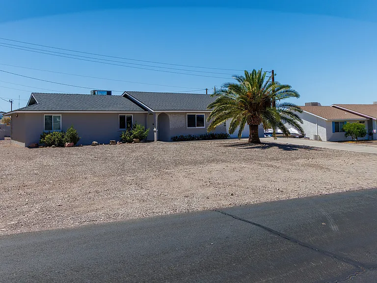 1060 Sunny Ridge Dr — Photo 13