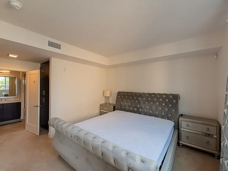 436 S Virgil Ave #308 — Photo 12