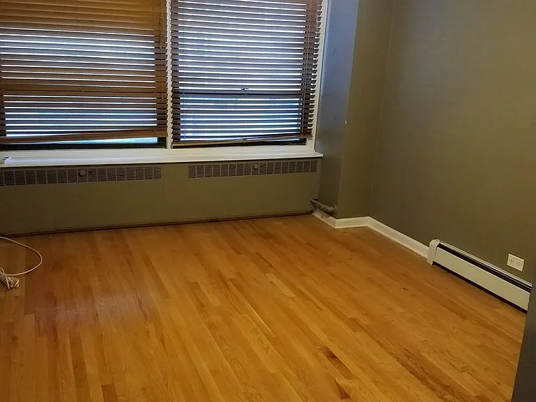 4180 Marine Terrace Apartments — Photo 97