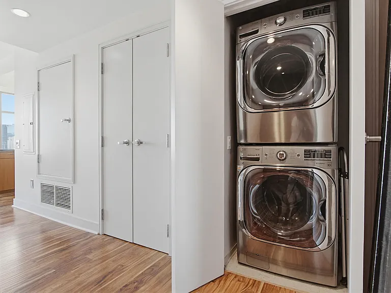 645 Front St #1208 — Photo 33