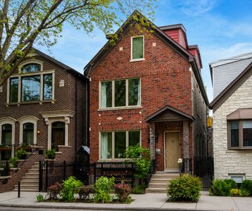 2334 W Medill Ave, Chicago, IL, 60647