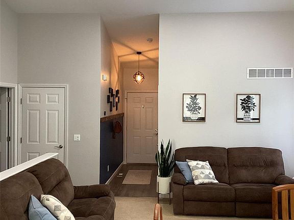 2nd image of 10665 Midland Manor Ct