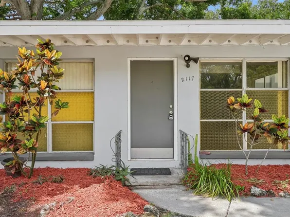 2117 Barcelona Dr, Clearwater, FL 33764