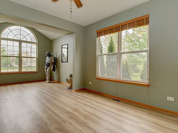 4th image of 7513 Fordham Ln