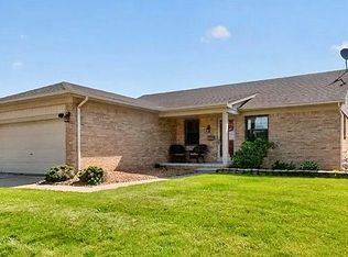 15121 Churchill St, Southgate, MI 48195