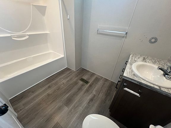 3rd image of 8634 Laverne St #634