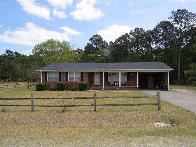 1st image of 133 Grant Dr