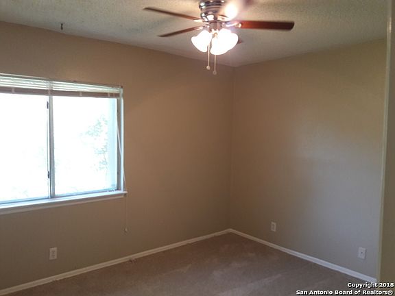 4th image of 1130 Longmont St