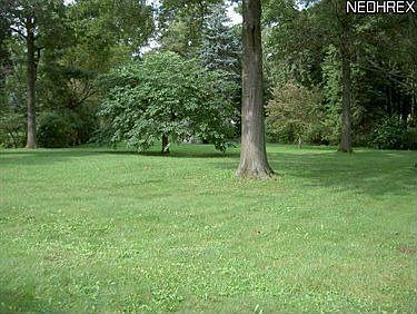 2nd image of 443 Parkway Blvd