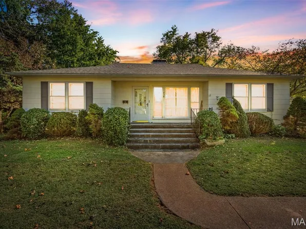 416 Locust St, Desloge, MO 63601