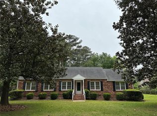 520 Coleman Rd, Roswell, GA 30075