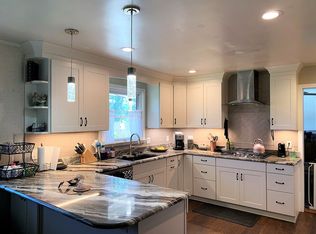 208 Wells Rd, Canton, NC 28716