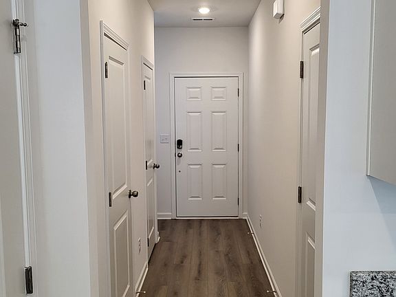 5th image of 248 Kenoot Dr