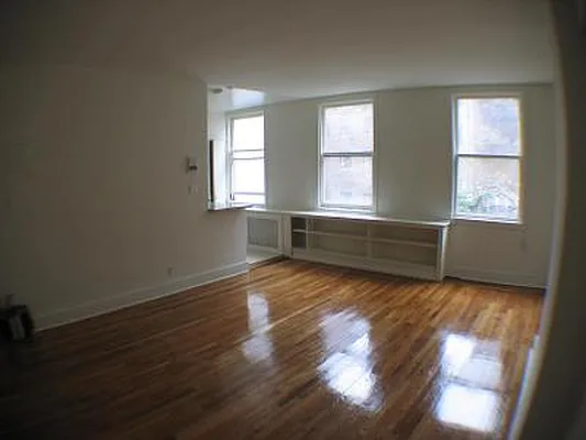 Rented by Mark David | media 14