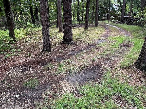 4th image of 956 New Brooklyn Rd