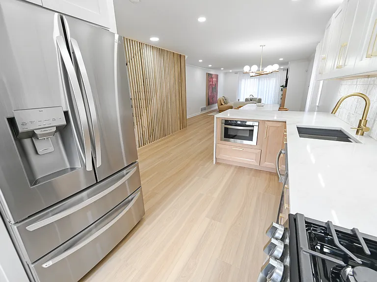 715 Maryland Ave — Photo 14