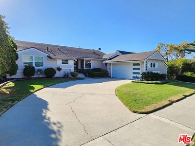 5854 S Garth Ave, Los Angeles, CA, 90056