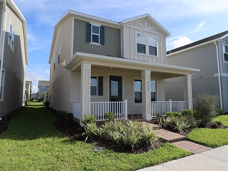 5172 Goldfinch Dr — Photo 3