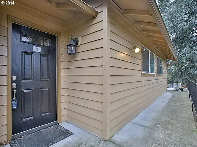 1902 NW 143rd Ave #8 — Photo 3
