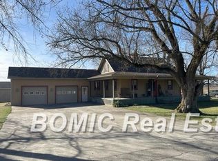 5090 Cottrell Rd, Vassar, MI 48768