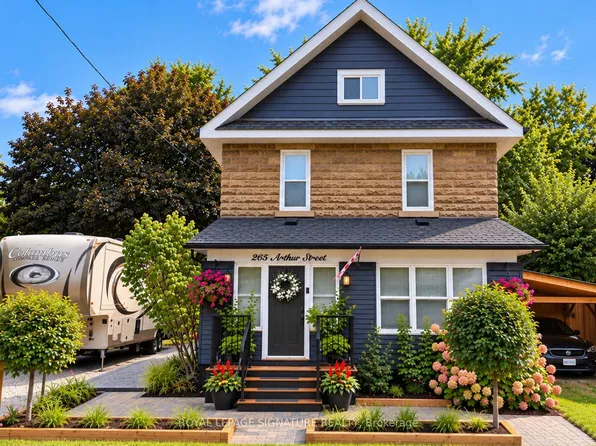 265 Arthur St, Halton Hills, ON L7J 1M2