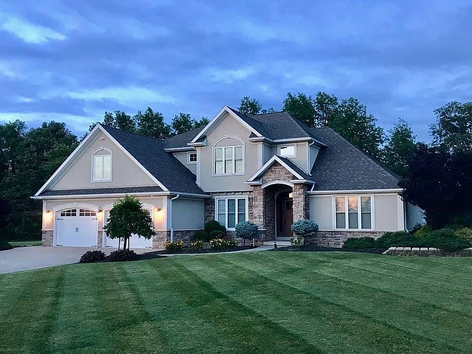 1st image of 10399 Country Acres Dr