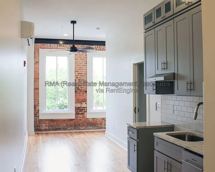 4 Zebulon St #2A — Photo 4