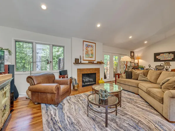 918 Harpeth Trace Dr, Nashville, TN 37221