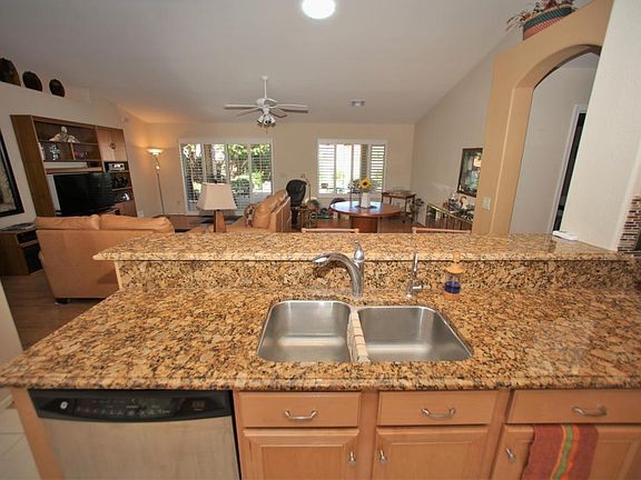 5th image of 2423 E Bluejay Bluff Ln