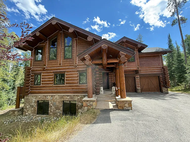 520 Two Cabins Dr — Photo 4