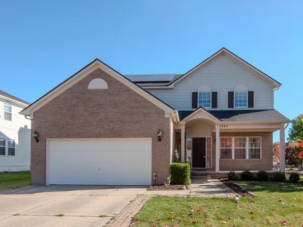 5245 Hickory Pointe Blvd, Ypsilanti, MI 48197