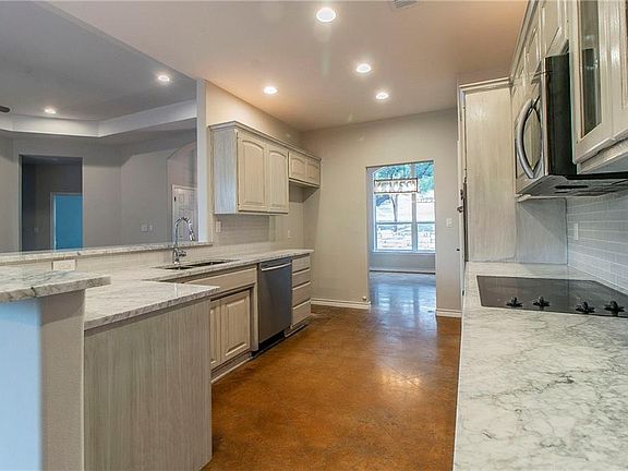 4th image of 510 S Ronay Dr