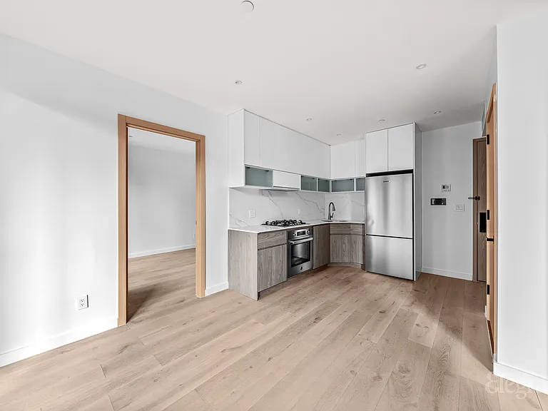 42-62 Hunter St #6C — Photo 5