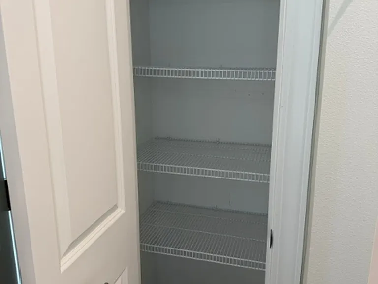 Brand New - War Eagle Apartments in the River Point District — Photo 43