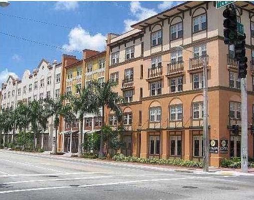 1st image of 533 NE 3rd Ave APT 333