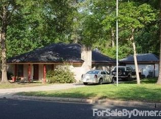 3756 Raven Hill Dr, Huntsville, TX 77340