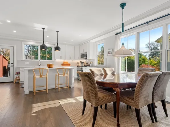35 Algonquin Rd Unit 35, Chestnut Hill, MA 02467