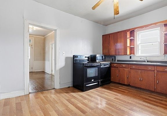 5th image of 134 Read Ave