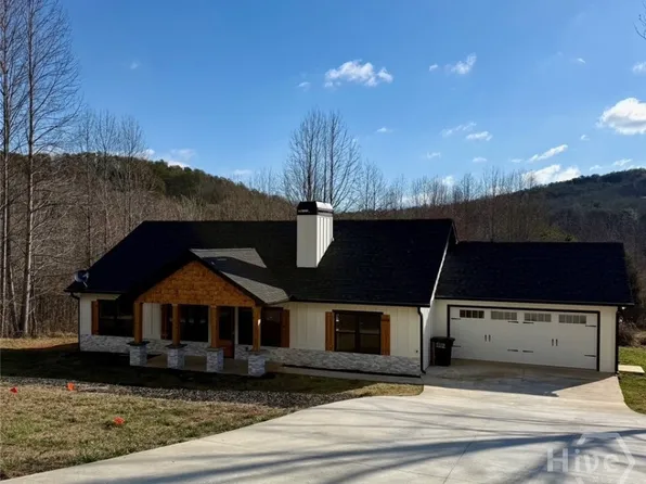 270 Meadow Crest Drive, Cleveland, GA 30528