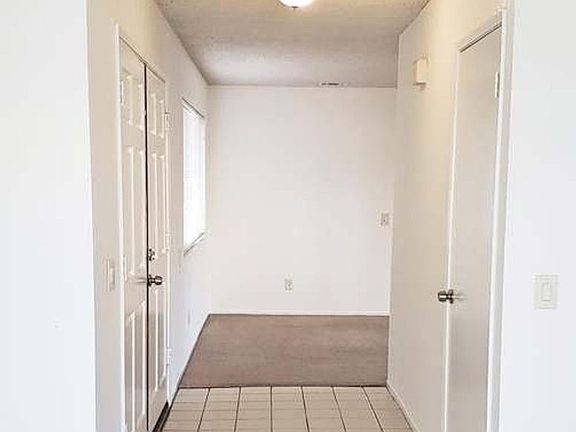 2nd image of 53245 Avenida Mendoza