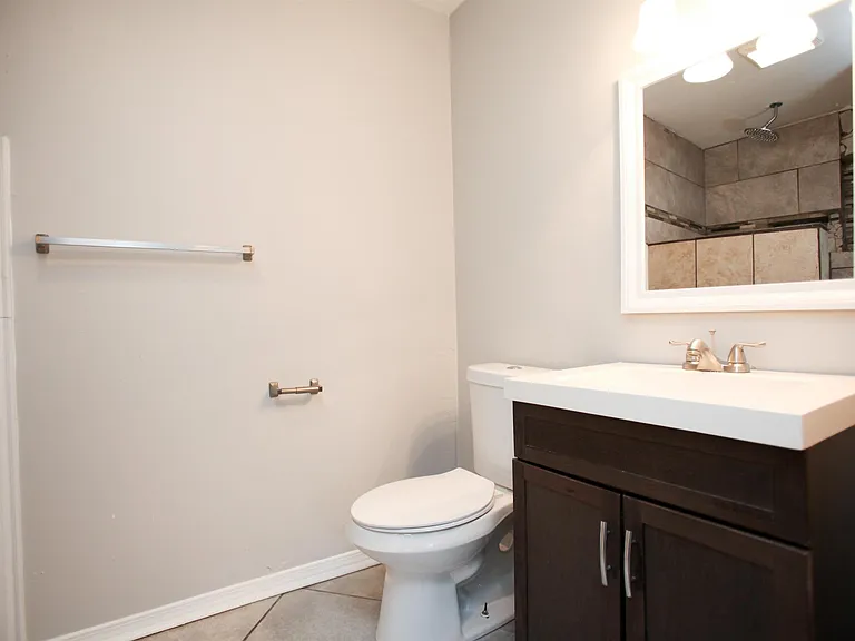 4501 W 28th St — Photo 11