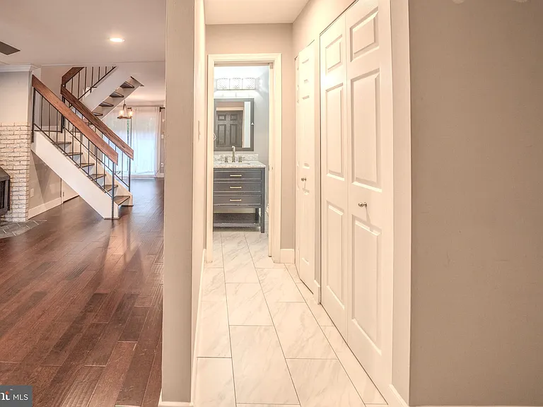 12138 Captiva Ct — Photo 9
