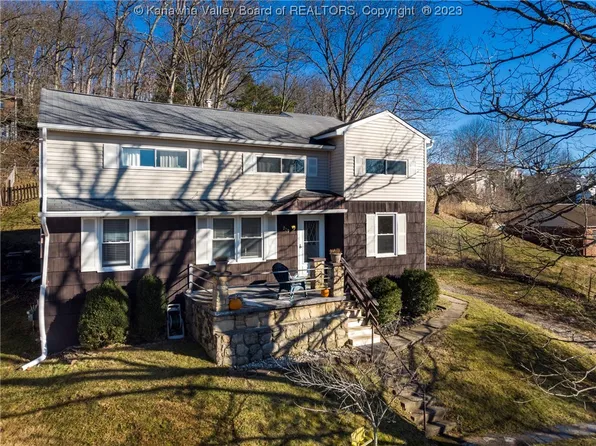 729 Westmoreland Dr, Charleston, WV 25302