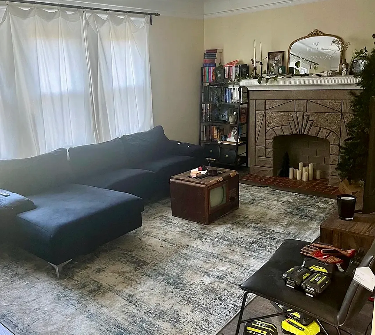 2 bed, 1100 sqft, $1,300 — Photo 1