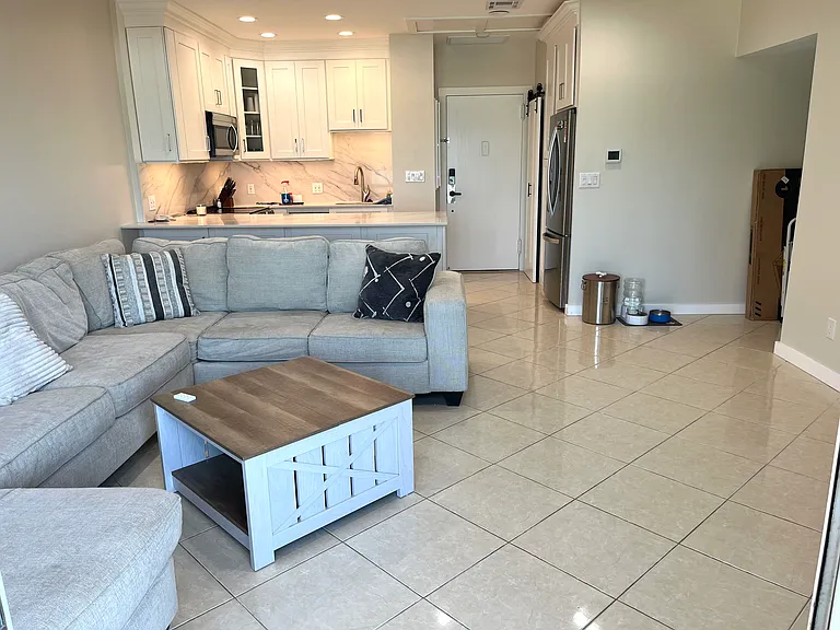 880 Mandalay Ave #S213 — Photo 7