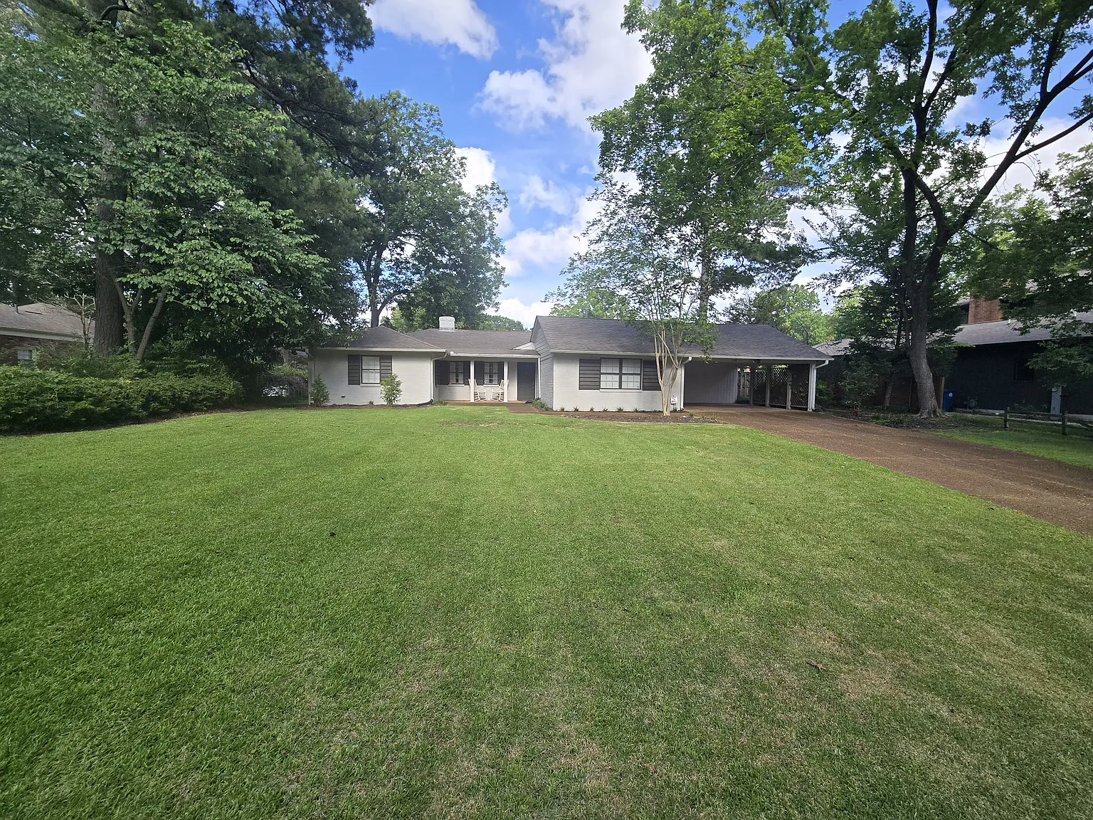 3 bed, 1850 sqft, $2,900 — Photo 2