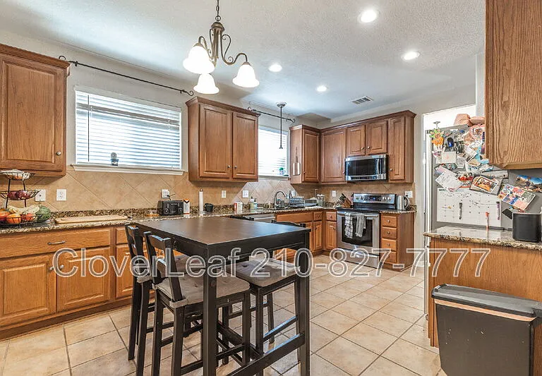 551 Ginsberg Dr — Photo 10