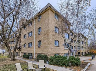 2727 W 43rd St APT 303, Minneapolis, MN 55410